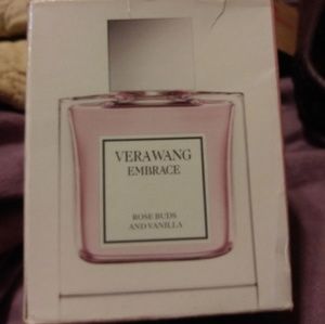 Vera Wang Rosebuds & Vanilla